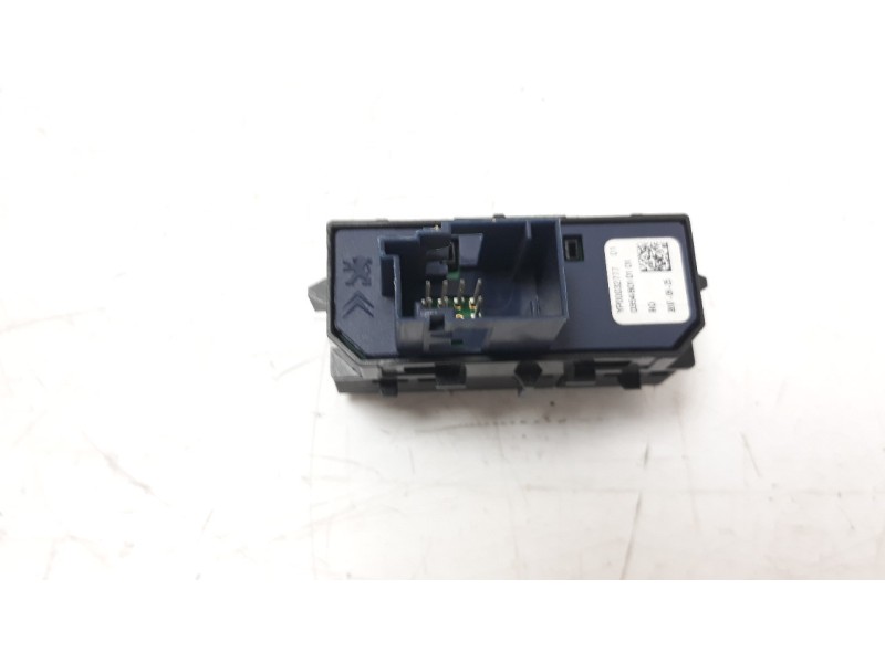 Recambio de interruptor para opel crossland x excellence referencia OEM IAM YP00032777  