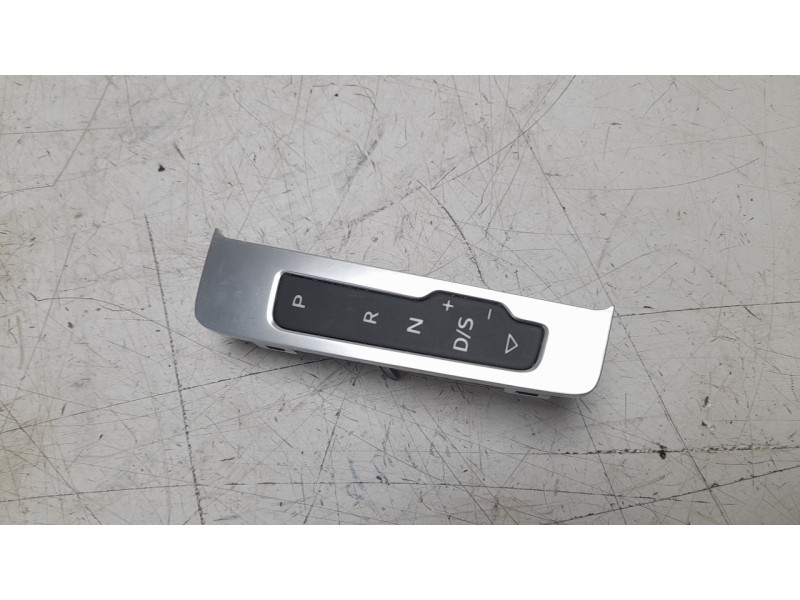 Recambio de palanca cambio para audi a3 sportback (8vf) referencia OEM IAM 8V1713463B  