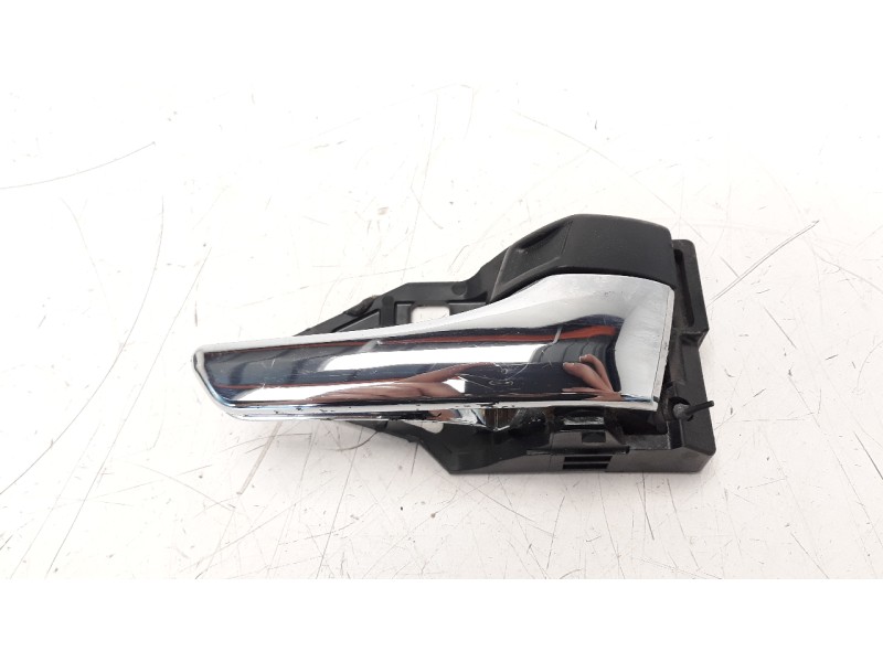 Recambio de maneta interior delantera derecha para toyota rav 4 referencia OEM IAM 6920533111C0  