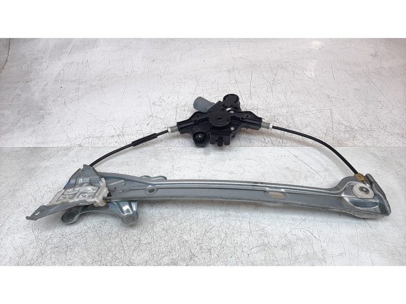 Recambio de elevalunas delantero derecho para toyota corolla (e21) referencia OEM IAM 6981002721  