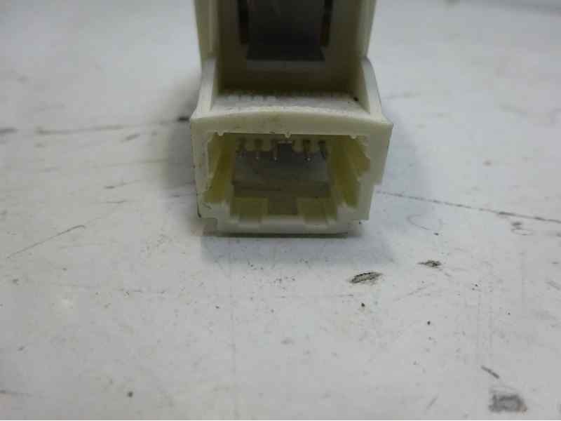 Recambio de luz interior para renault kadjar zen referencia OEM IAM   