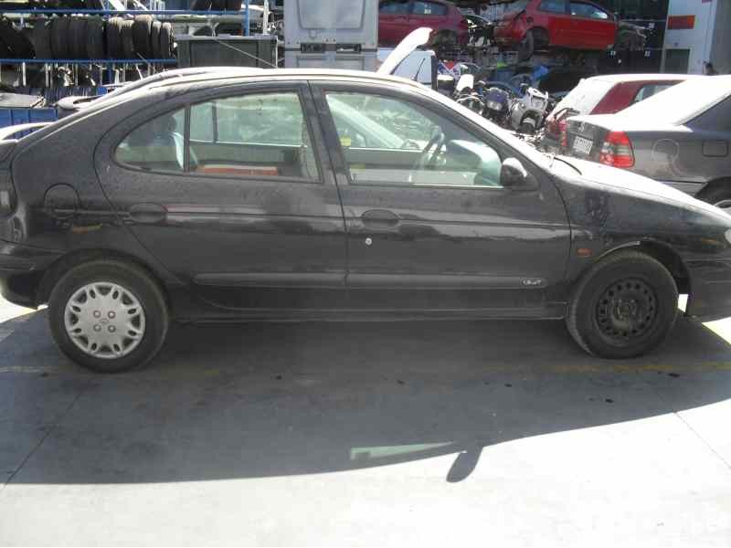 renault megane i berlina hatchback (ba0) del año 1997