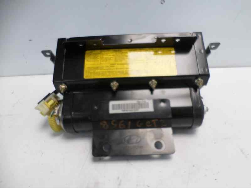Recambio de airbag delantero derecho para hyundai getz (tb) 1.1 básico referencia OEM IAM TB84101D  