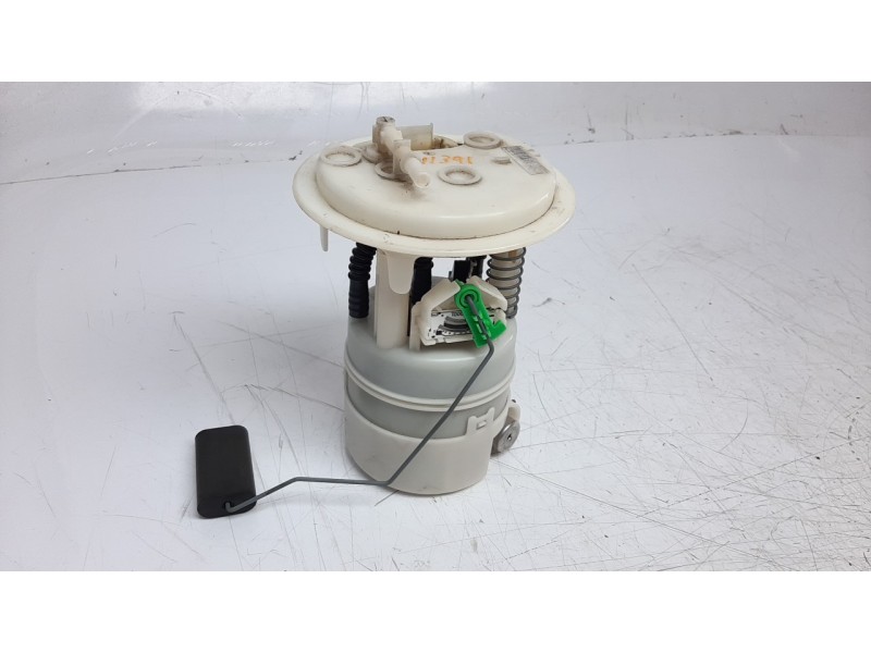 Recambio de bomba combustible para citroen c3 1.4 referencia OEM IAM 1525Y8  