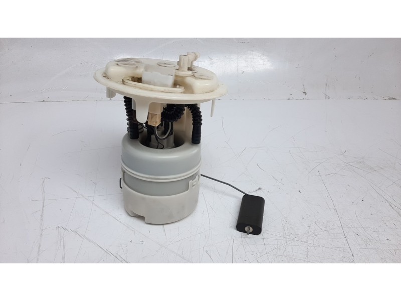 Recambio de bomba combustible para citroen c3 1.4 referencia OEM IAM 1525Y8  