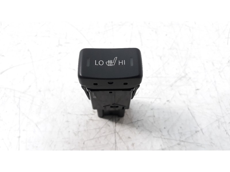 Recambio de interruptor para suzuki vitara 1.4 16v boosterjet cat referencia OEM IAM PA66GF33  