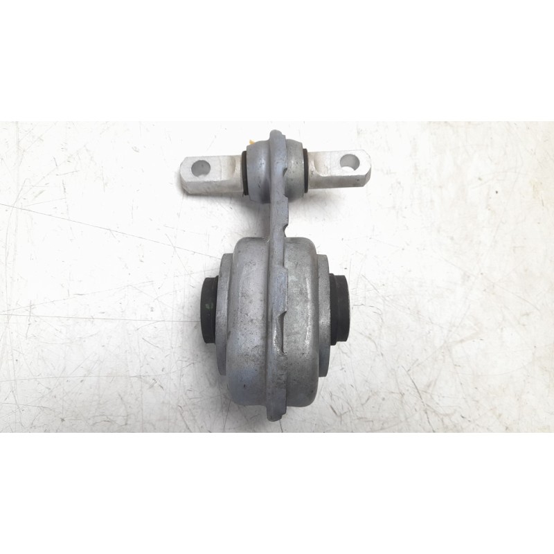 Recambio de soporte cambio para mercedes-benz b-klasse (bm 247) (2.2019) b 200 d (247.012) referencia OEM IAM A2472400600  