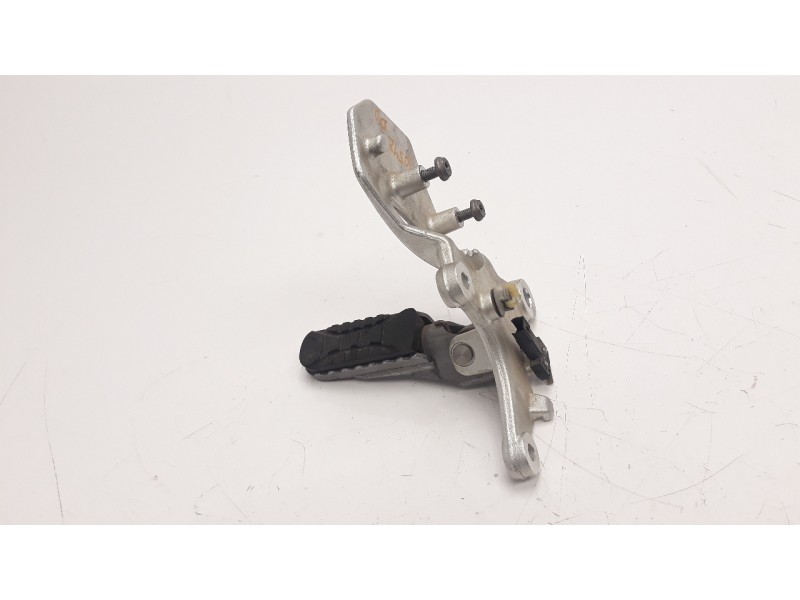 Recambio de estribo para bmw r ninet scrambler r ninet scrambler referencia OEM IAM 46717700913  