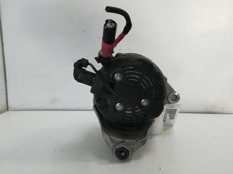 Recambio de alternador para bmw serie 3 lim. (f30) 318d advantage referencia OEM IAM 7640131 ALF830504 1042118181