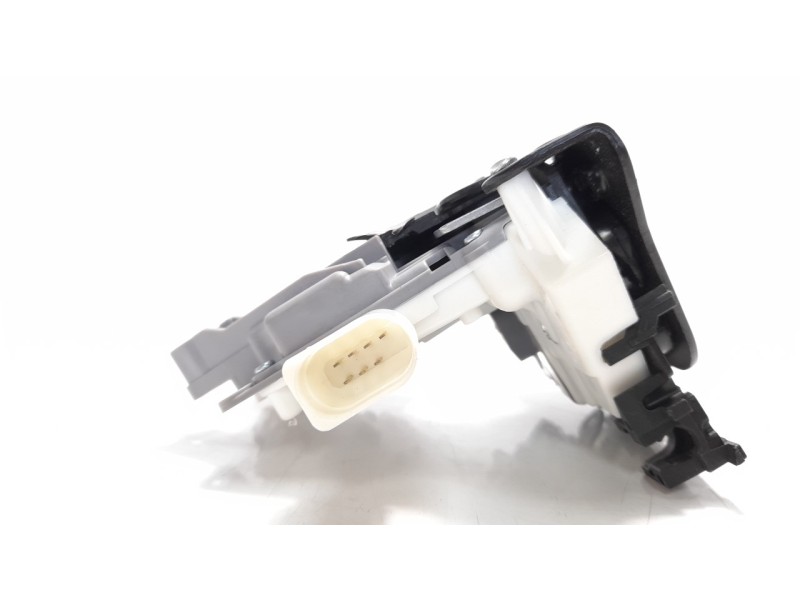 Recambio de cerradura puerta delantera derecha para seat ibiza (6j5) referencia OEM IAM 3C1837016A EZCVW014 CRDVW1042