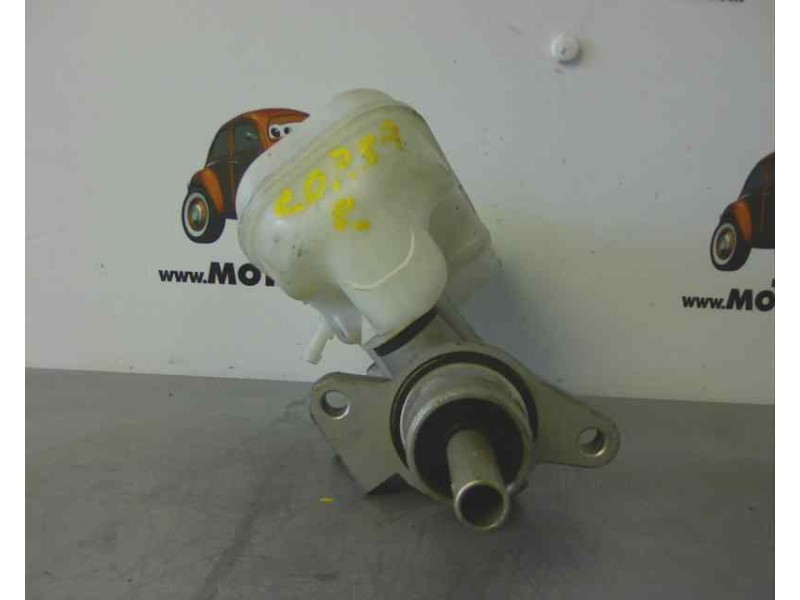 Recambio de bomba freno para opel corsa c referencia OEM IAM  5075 