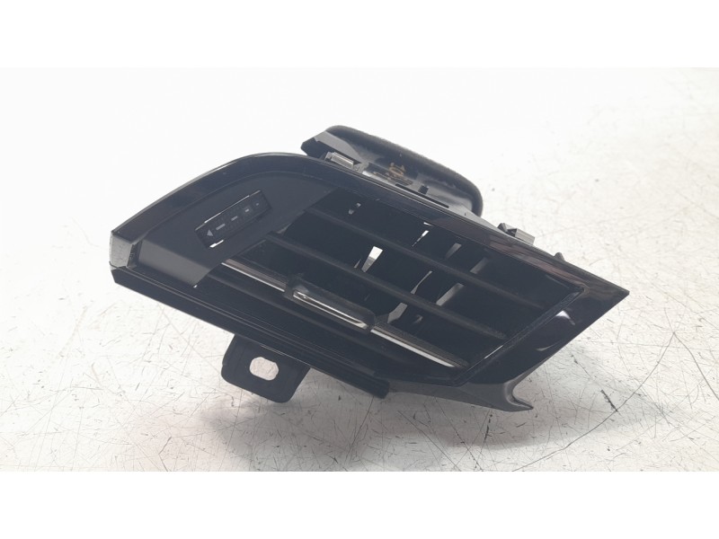 Recambio de rejilla aireadora para audi q3 (f3b) referencia OEM IAM 83B8209016PS  