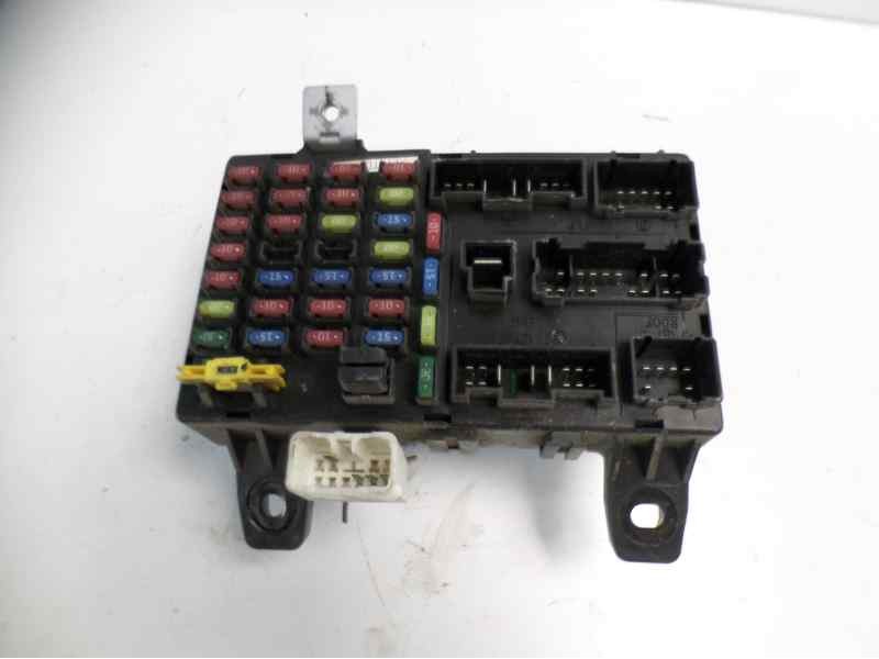 Recambio de caja reles / fusibles para hyundai getz (tb) 1.1 básico referencia OEM IAM 911981C001  