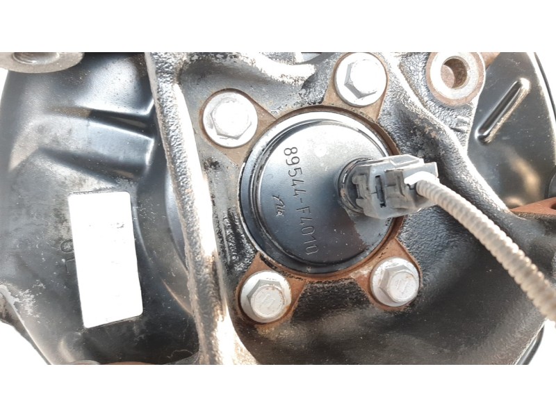 Recambio de mangueta trasera izquierda para toyota corolla (e21) referencia OEM IAM 89544F4010  