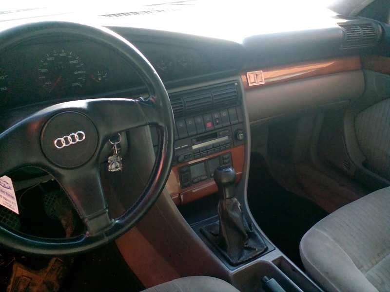 audi 100 berlina (c4) del año 1997