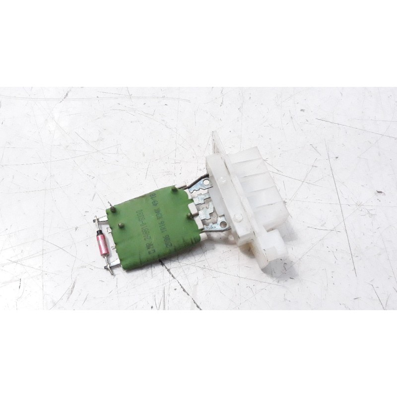 Recambio de resistencia calefaccion para opel corsa e 1.4 16v bivalent. gasolina / lpg referencia OEM IAM 2468108330  