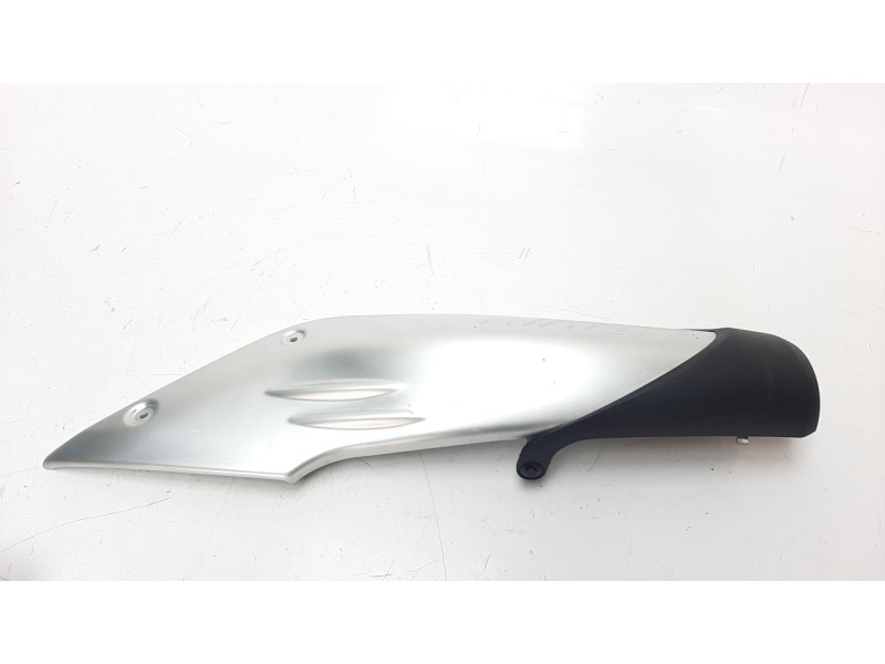 Recambio de moldura para bmw r ninet scrambler r ninet scrambler referencia OEM IAM 46638546495  