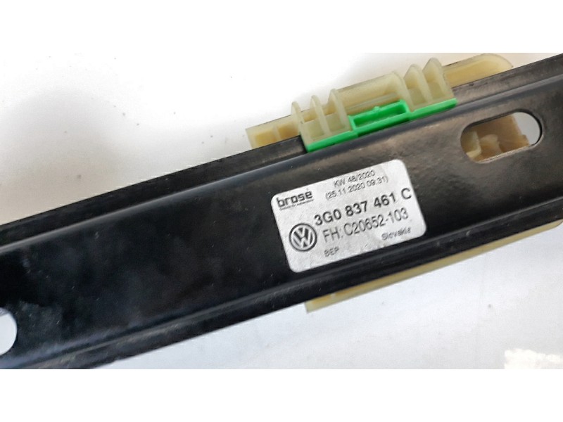 Recambio de elevalunas delantero izquierdo para volkswagen passat variant (cb5) r-line referencia OEM IAM 3G0837461C 106236417 