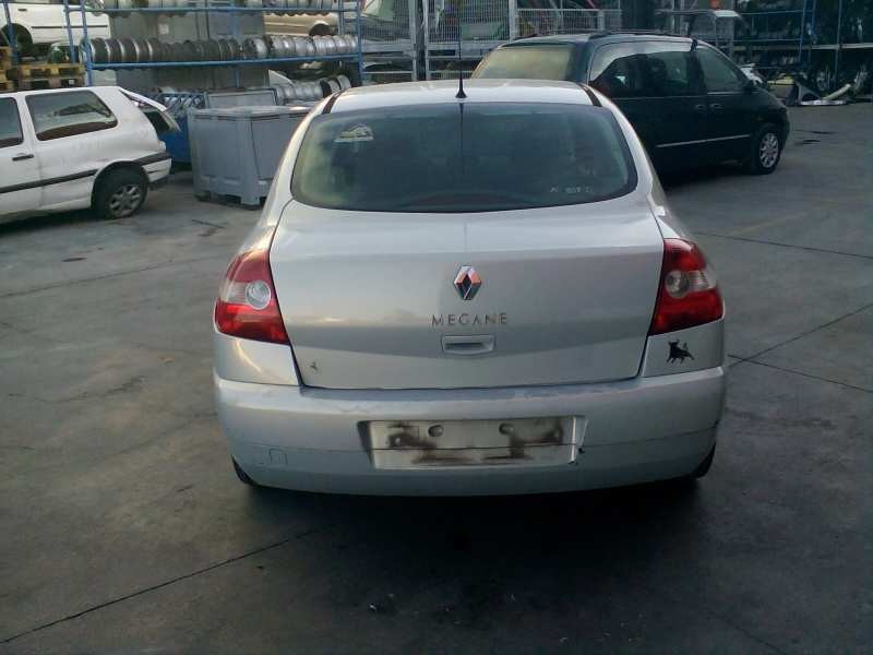 renault megane ii classic berlina del año 2004