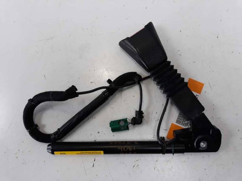 Recambio de cinturon seguridad delantero derecho para opel corsa c silverline referencia OEM IAM   