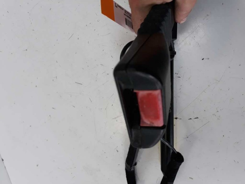 Recambio de cinturon seguridad delantero derecho para opel corsa c silverline referencia OEM IAM   
