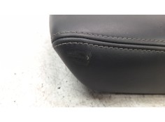 Recambio de apoyabrazos central para mitsubishi l 200 (kl0/kj0) 2.2 di-d cat referencia OEM IAM 8011C892XA   2