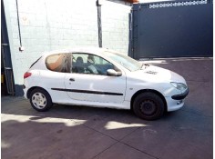 PEUGEOT 206 BERLINA