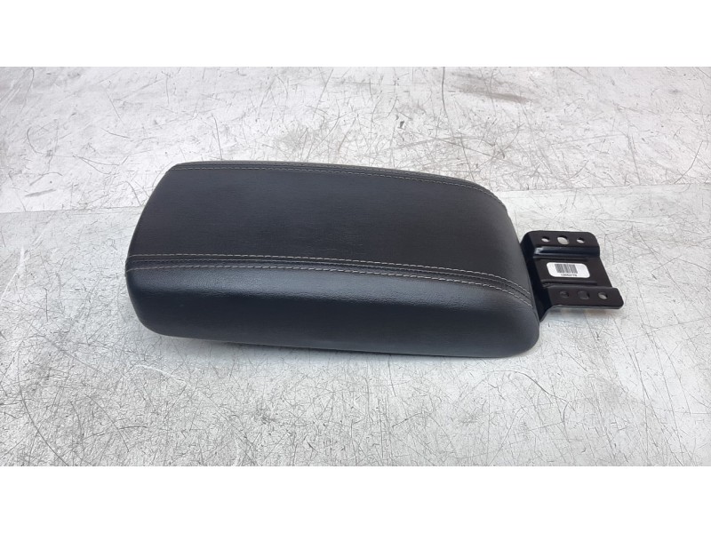 Recambio de apoyabrazos central para jeep compass ii 1.6 m-jet cat referencia OEM IAM 5ZK07DX9AB  