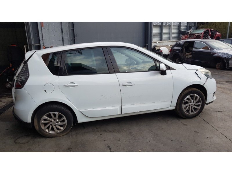 renault scenic iii del año 2013