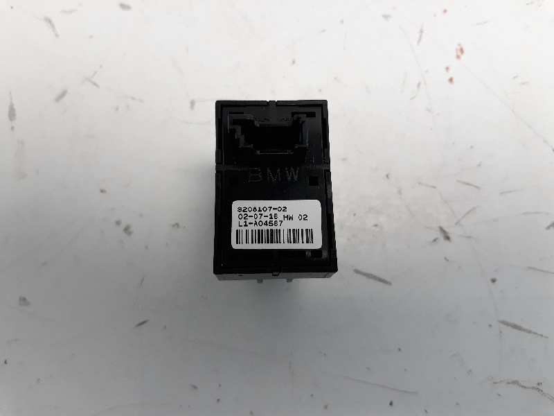 Recambio de mando elevalunas delantero derecho para bmw serie 3 lim. (f30) 318d advantage referencia OEM IAM 920810702  