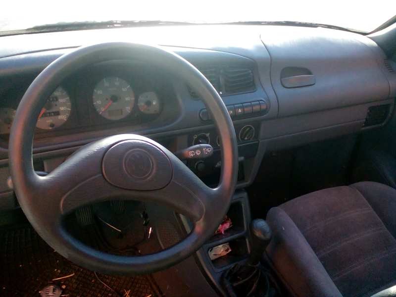 skoda felicia berlina ( 791) del año 1995