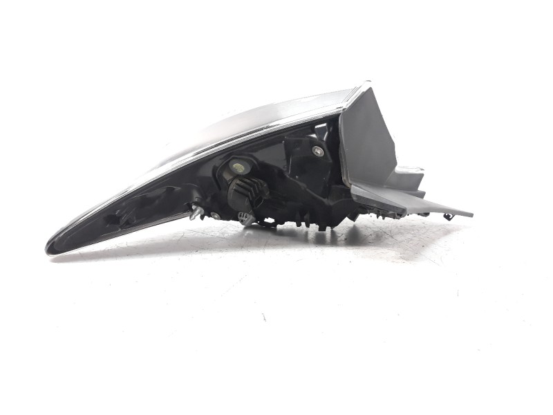 Recambio de piloto trasero derecho para toyota corolla (e21) referencia OEM IAM V350010R  