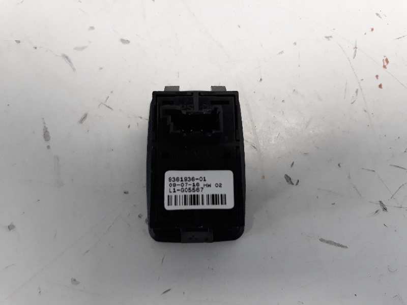 Recambio de mando elevalunas trasero izquierdo para bmw serie 3 lim. (f30) 318d advantage referencia OEM IAM 936193601  