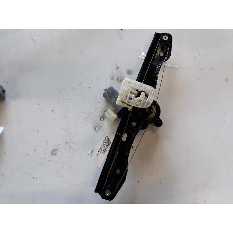 Recambio de elevalunas trasero derecho para bmw serie 3 lim. (f30) 318d advantage referencia OEM IAM 7351050 106063320 