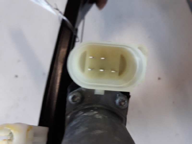Recambio de elevalunas trasero derecho para bmw serie 3 lim. (f30) 318d advantage referencia OEM IAM 7351050 106063320 