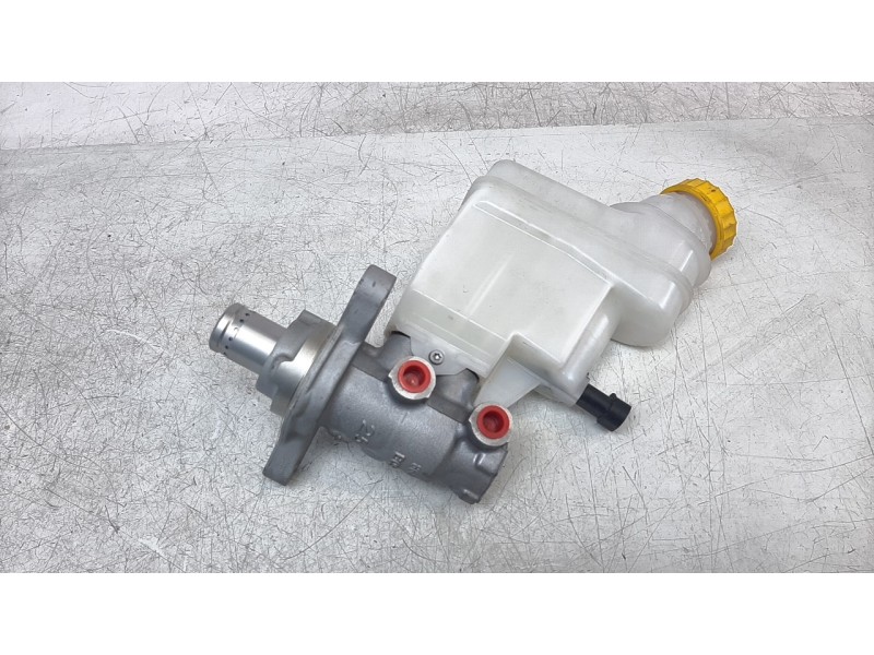 Recambio de bomba freno para jeep compass ii 1.6 m-jet cat referencia OEM IAM 68347156AD  