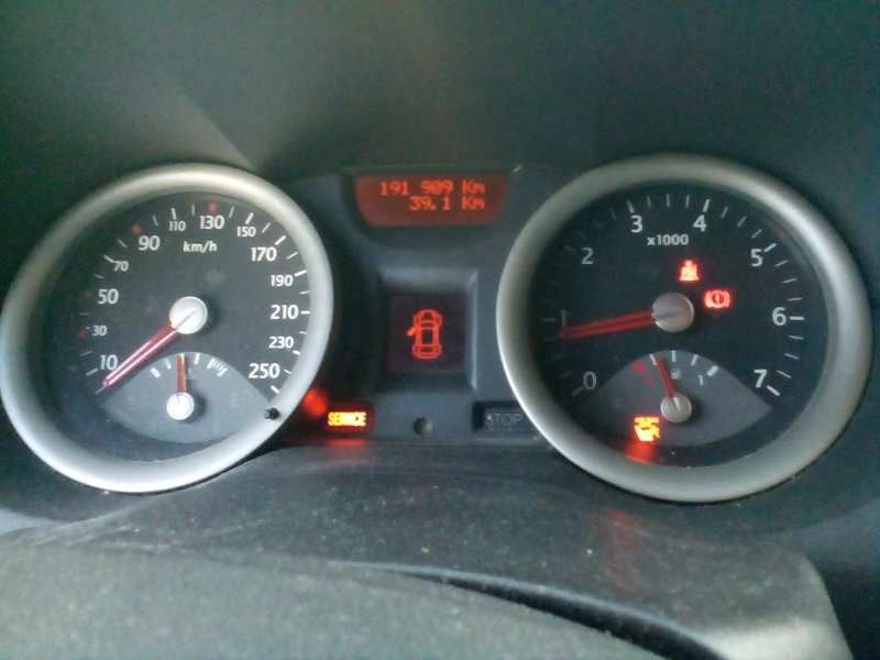 renault megane ii classic berlina del año 2004