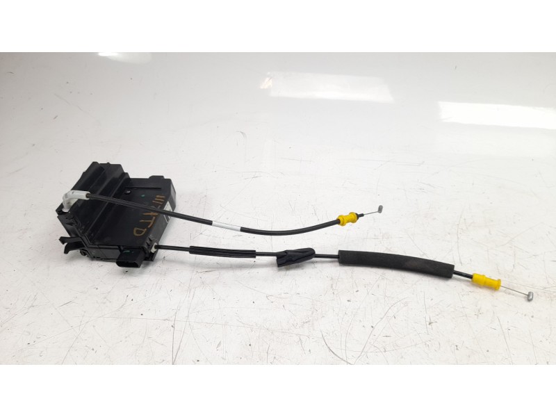Recambio de cerradura puerta trasera derecha para peugeot 308 1.6 blue-hdi fap referencia OEM IAM 9810309880  