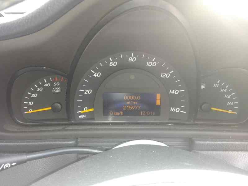 mercedes-benz clase c (w203) sportcoupe del año 2002