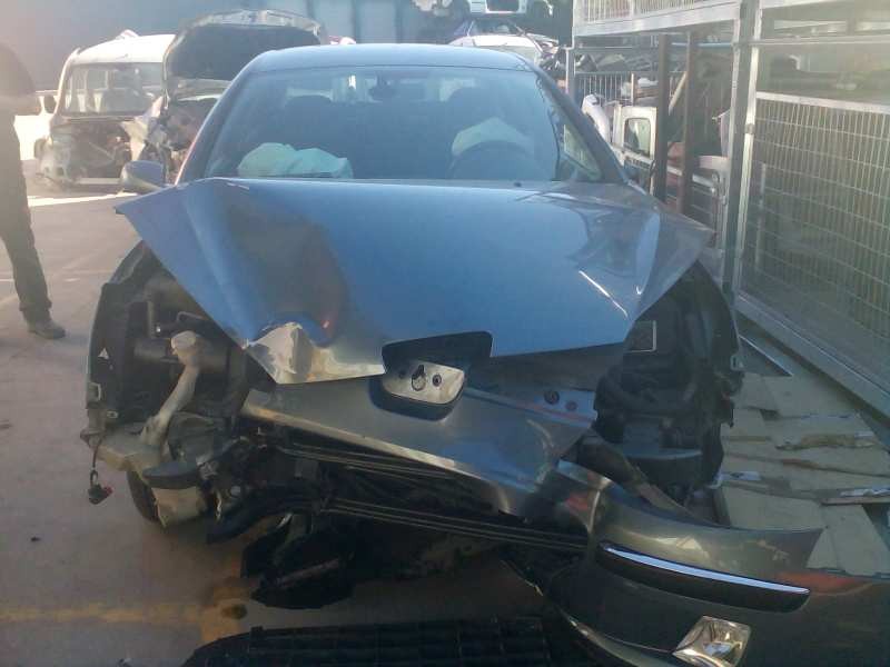 peugeot 407 del año 2004