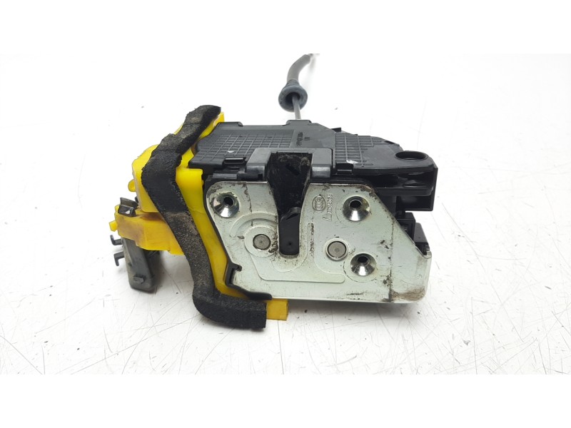 Recambio de cerradura puerta delantera izquierda para kia cee´d 1.6 crdi cat referencia OEM IAM 81310A2100  