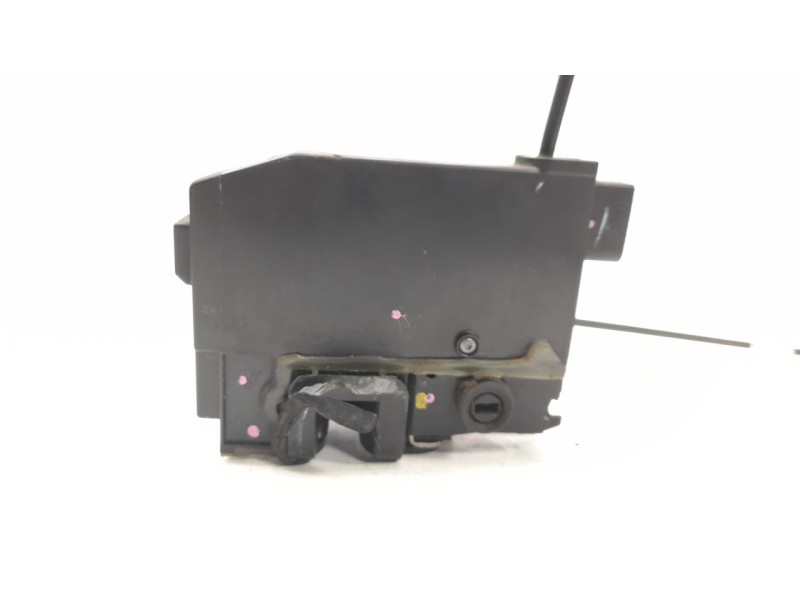 Recambio de cerradura puerta trasera izquierda para peugeot 308 1.6 blue-hdi fap referencia OEM IAM 9810309980  