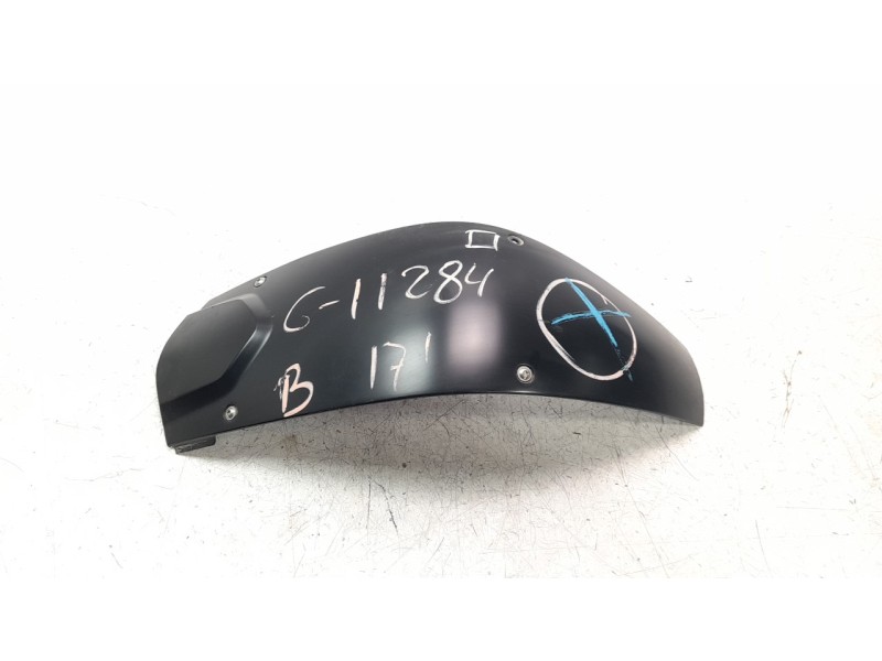 Recambio de moldura para bmw f 800 r f 800 r referencia OEM IAM 46638358405  