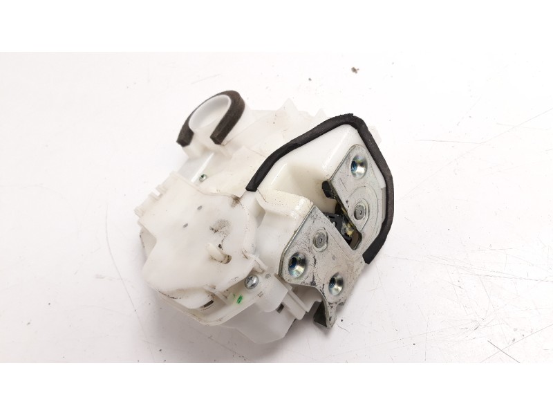 Recambio de cerradura puerta trasera derecha para mitsubishi space star (a00) 1.2 referencia OEM IAM   