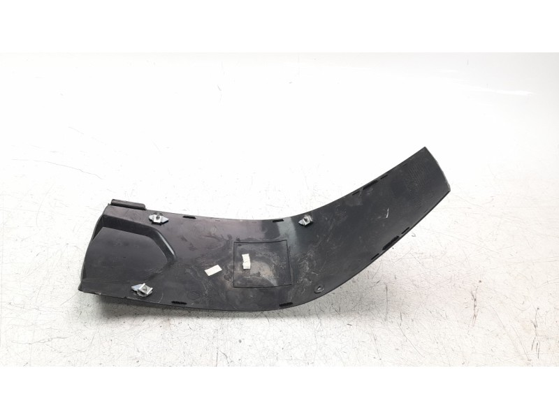 Recambio de moldura para bmw f 800 r f 800 r referencia OEM IAM 46638358405  
