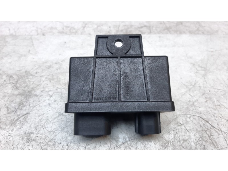 Recambio de caja precalentamiento para jeep compass ii 1.6 m-jet cat referencia OEM IAM 46349347  