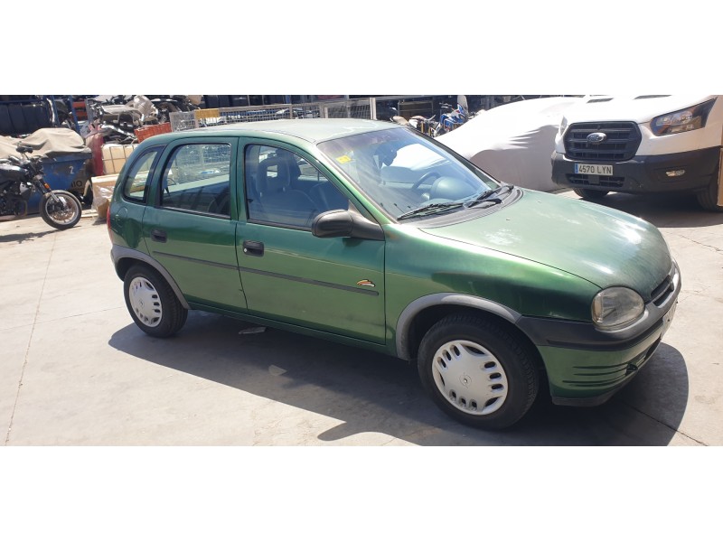 opel corsa b del año 1996