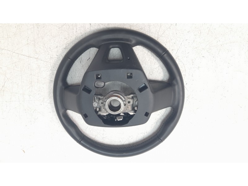 Recambio de volante para toyota corolla (e21) referencia OEM IAM 451000Z340D  