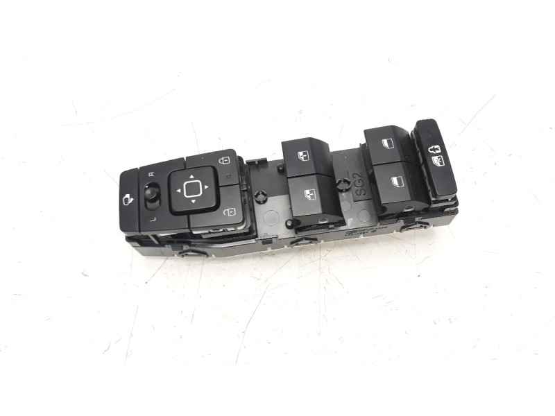 Recambio de mando elevalunas delantero izquierdo para kia niro referencia OEM IAM 93571AT360  