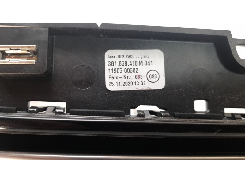 Recambio de aireador central para volkswagen passat variant (cb5) r-line referencia OEM IAM 3G1858416M041  